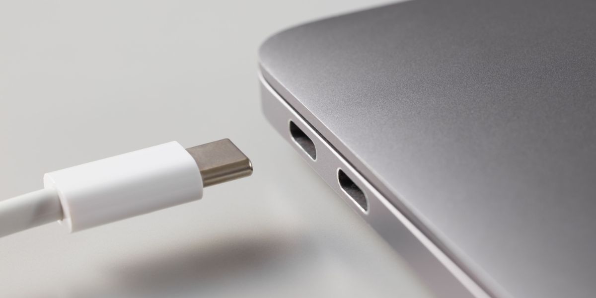 Best USB-C Hubs and Adapters for MacBook in 2026